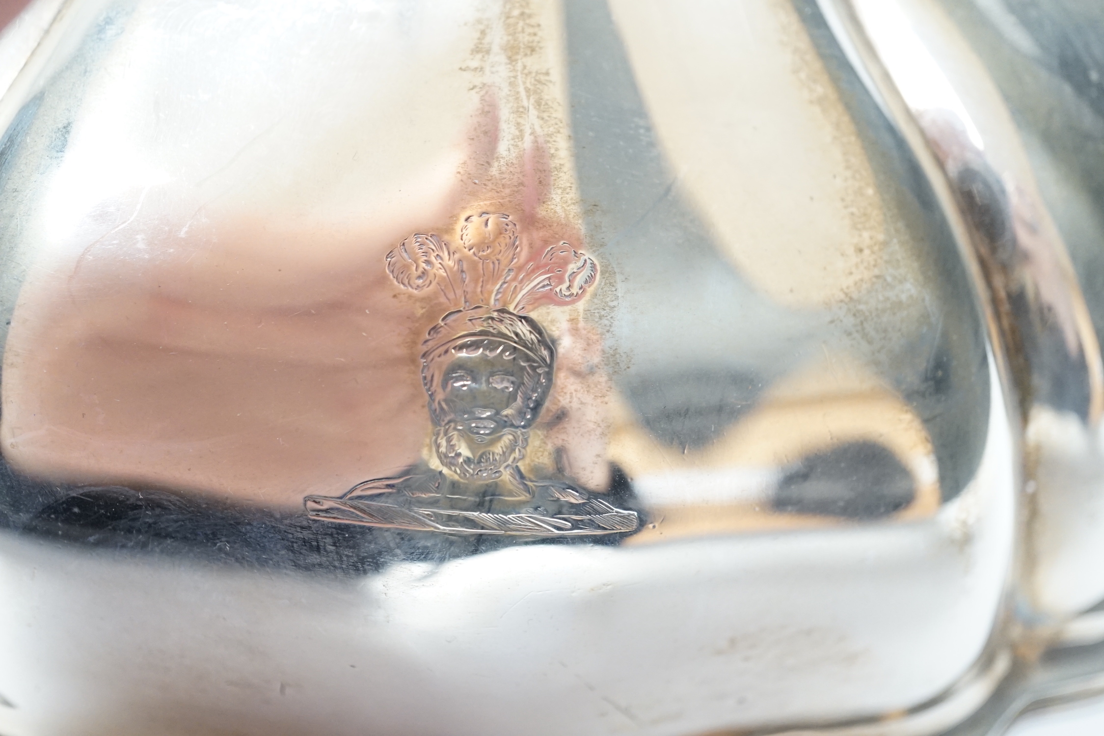 A Victorian silver circular entree dish cover, by R & S Garrard & Co, London, 1852, base diameter 24cm, 23.3oz.